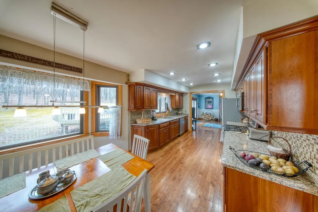 135 Post Road Slate Hill NY 10973