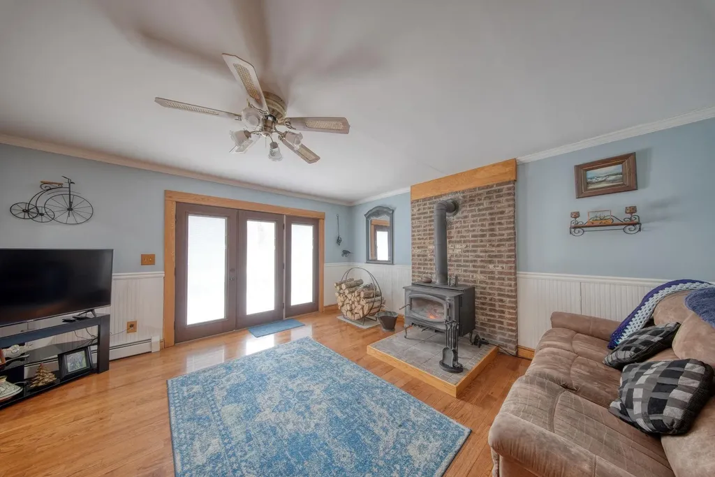 135 Post Road Slate Hill NY 10973