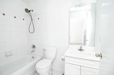 15 Westchester Court Middle Island NY 11953