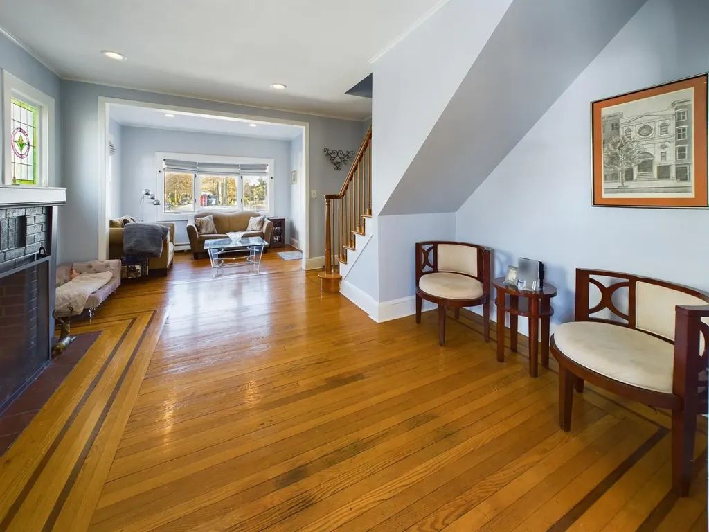 63 Sunset Avenue Lynbrook NY 11563