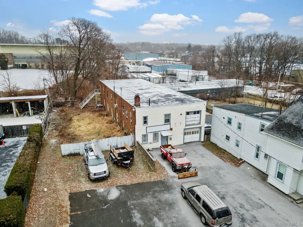113 N Clinton Street Poughkeepsie NY 12601