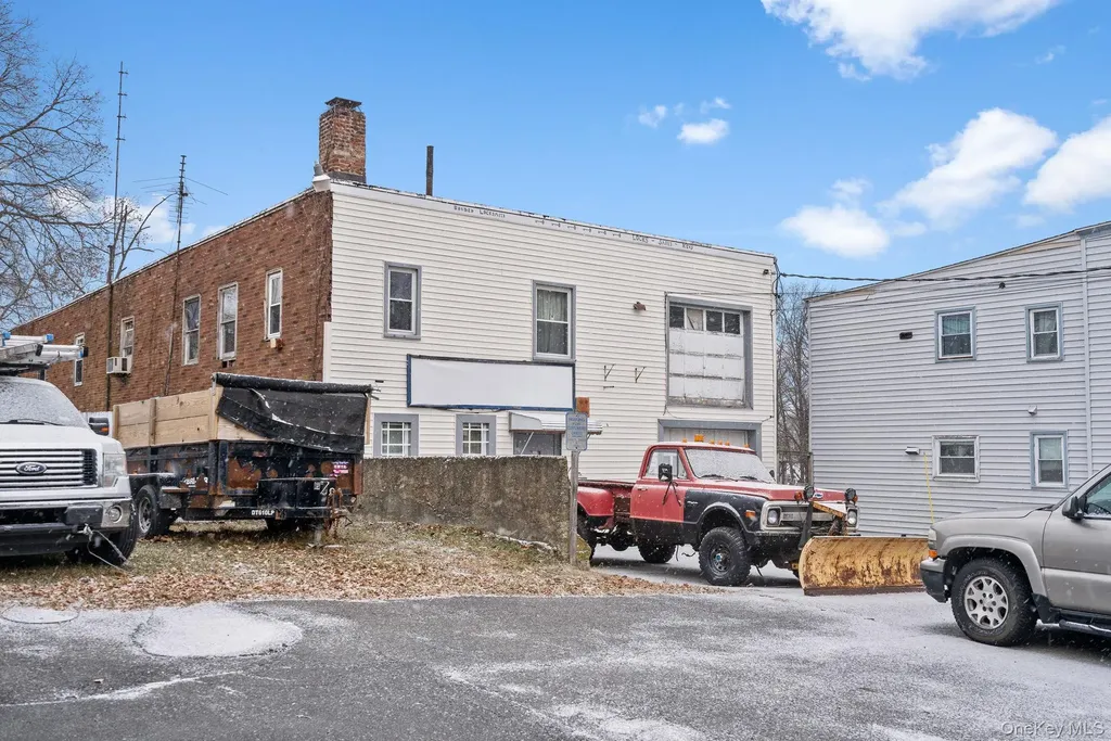 113 N Clinton Street Poughkeepsie NY 12601