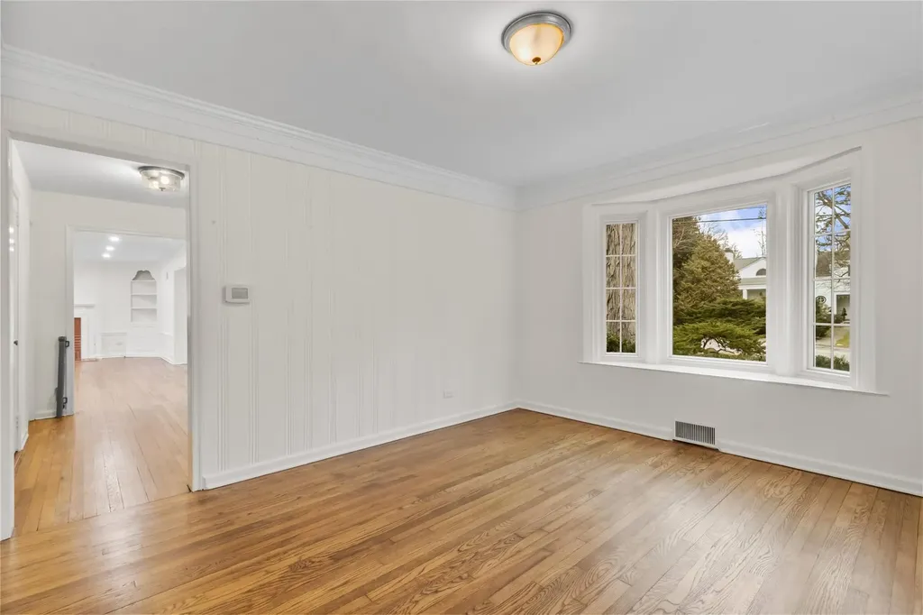 5 Baraud Road S Scarsdale NY 10583