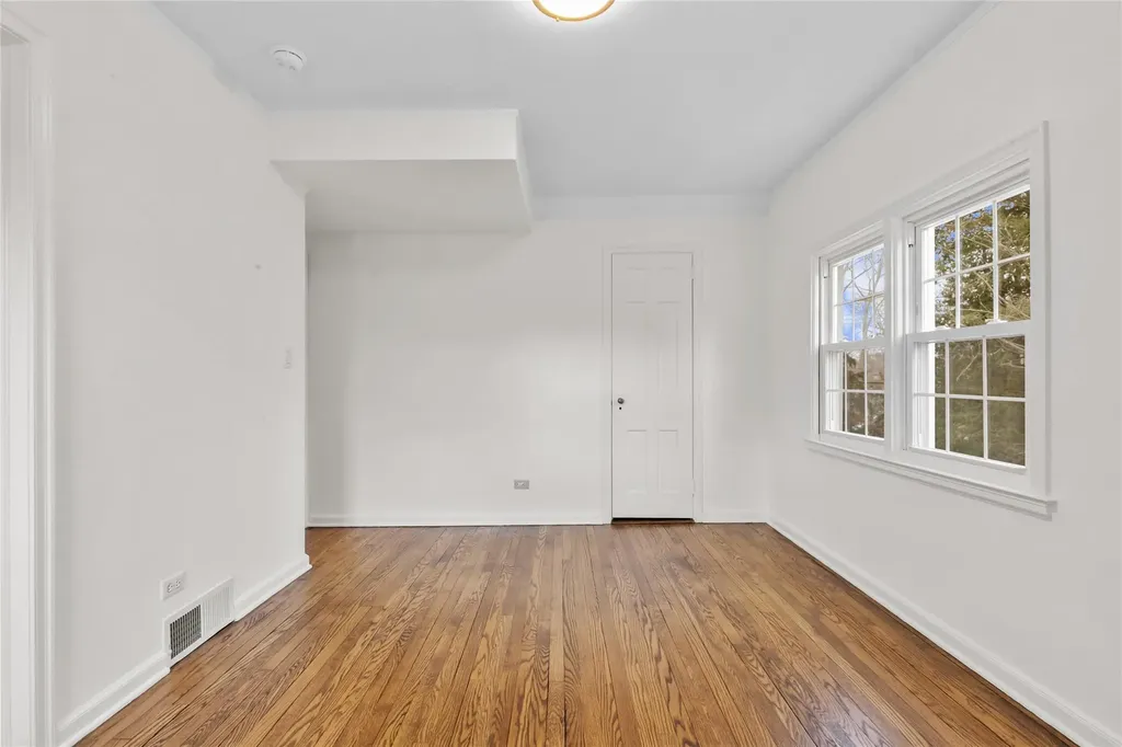 5 Baraud Road S Scarsdale NY 10583