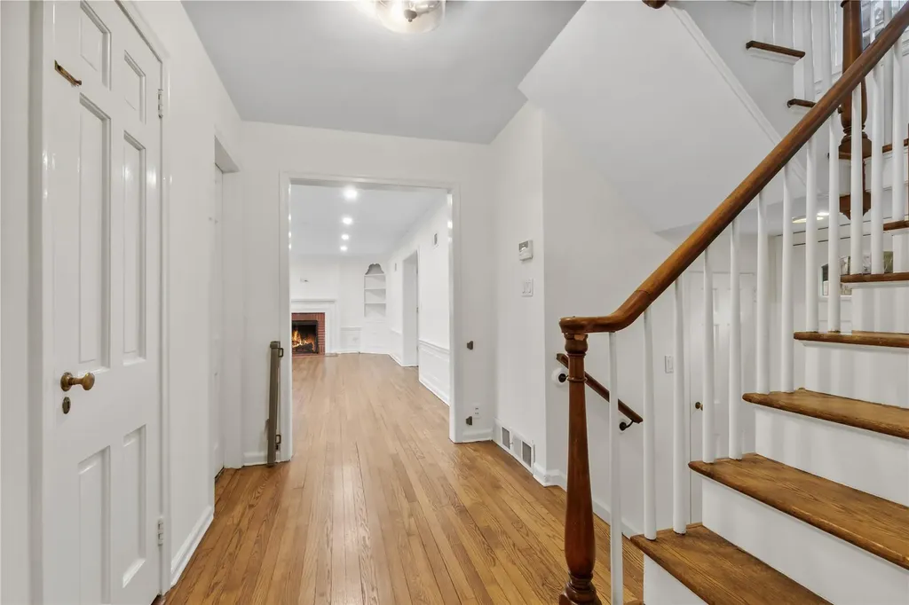 5 Baraud Road S Scarsdale NY 10583