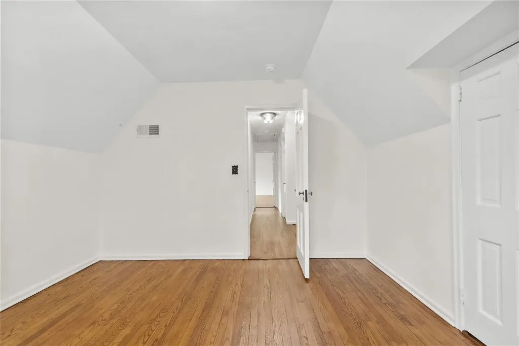 5 Baraud Road S Scarsdale NY 10583