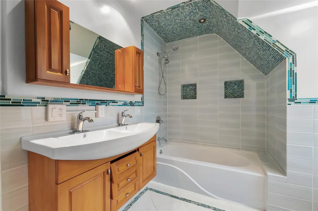 5 Baraud Road S Scarsdale NY 10583