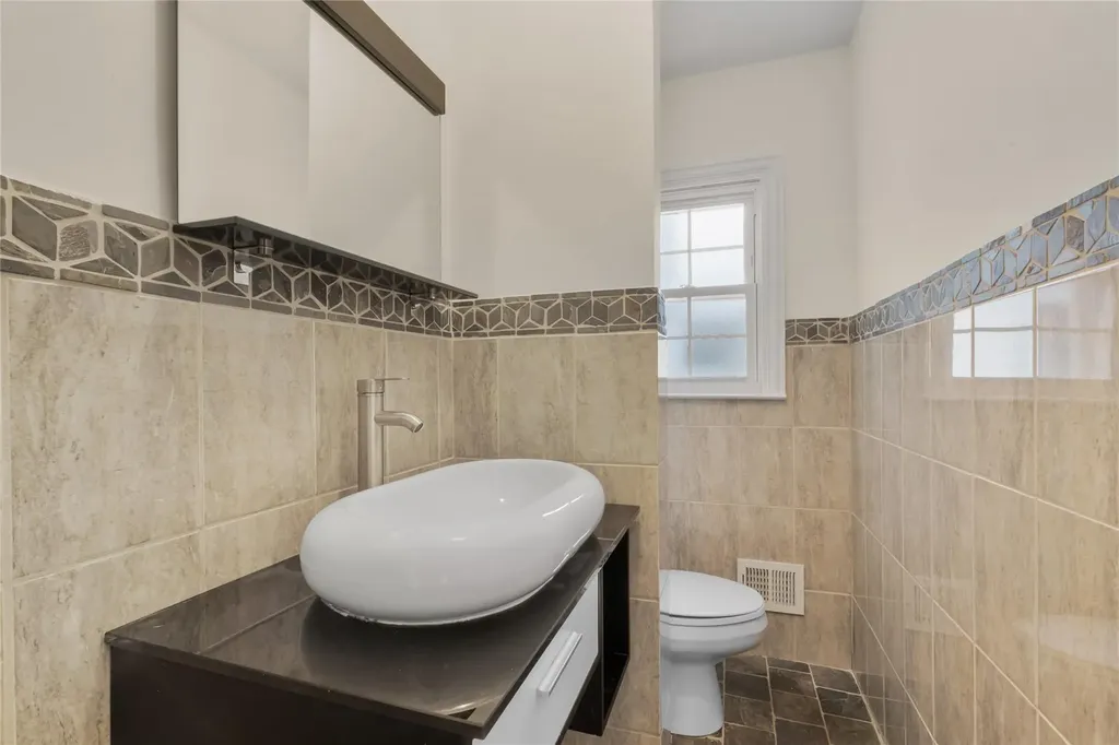 5 Baraud Road S Scarsdale NY 10583