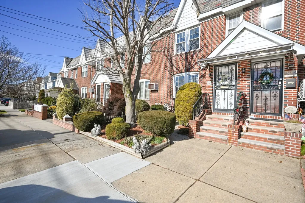 15137 20th Road Whitestone NY 11357