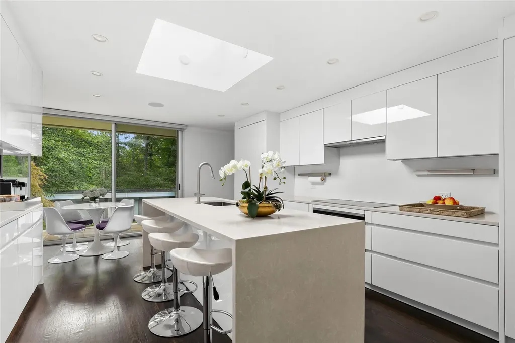 9 Tallwoods Road Armonk NY 10504