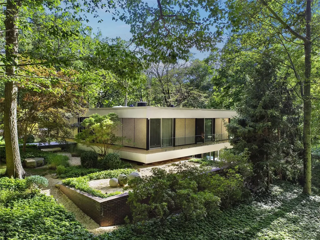 9 Tallwoods Road Armonk NY 10504