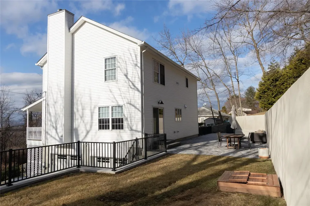 9 Meadowbrook Drive Ossining NY 10562