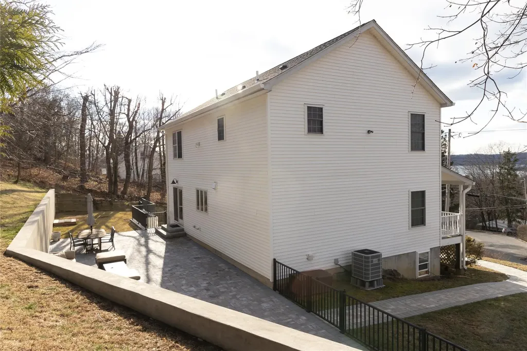 9 Meadowbrook Drive Ossining NY 10562