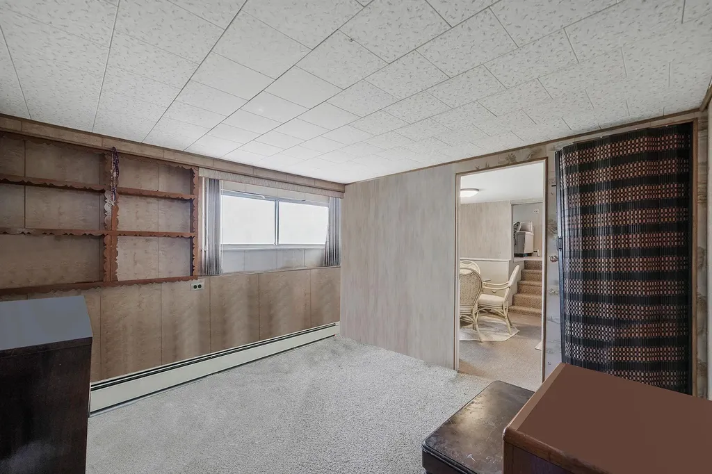 2 Robin Lane Farmingdale NY 11735