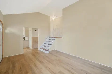 2 Robin Lane Farmingdale NY 11735