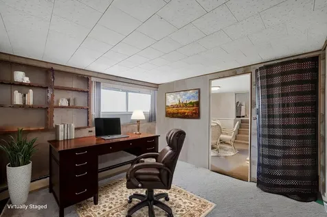 2 Robin Lane Farmingdale NY 11735