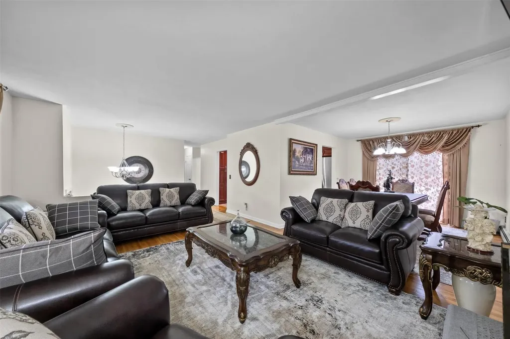56 Carriage Hill Lane Poughkeepsie NY 12603