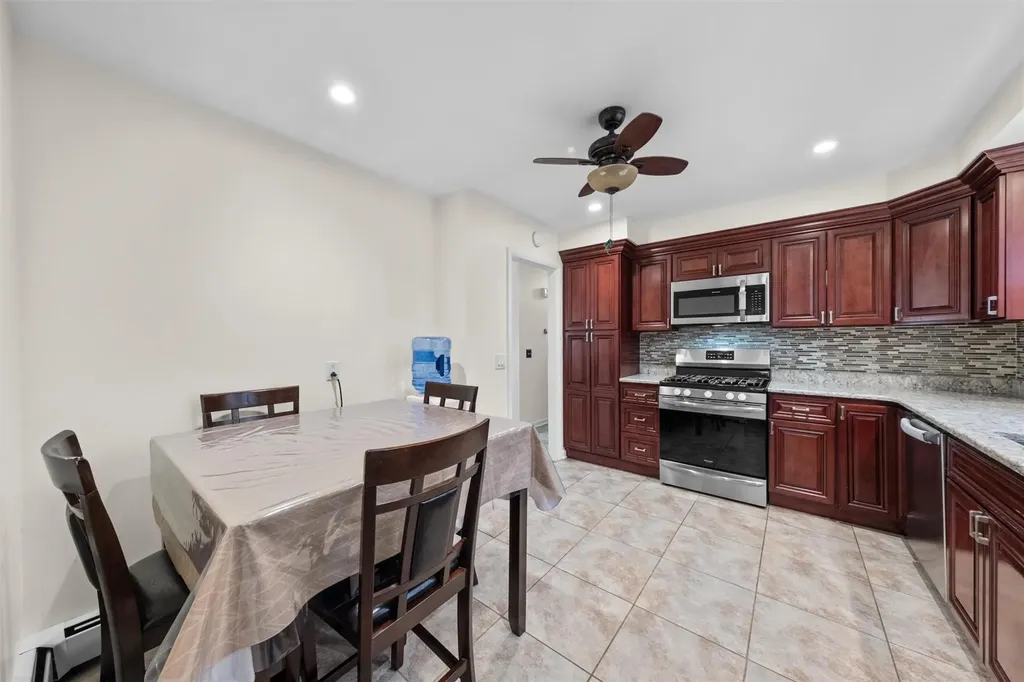 56 Carriage Hill Lane Poughkeepsie NY 12603