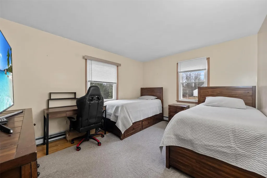 56 Carriage Hill Lane Poughkeepsie NY 12603