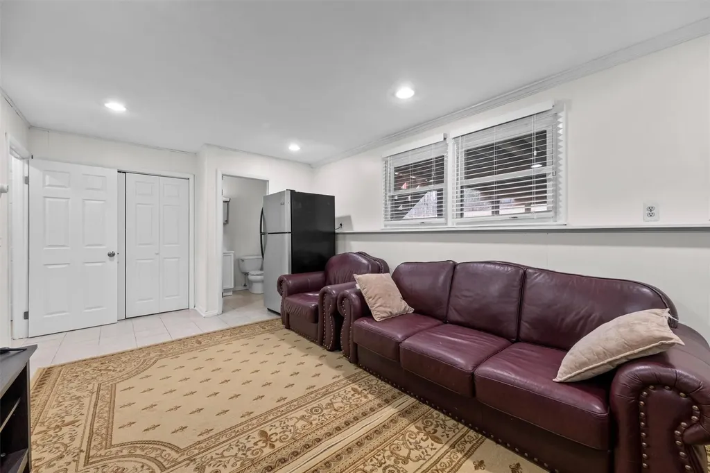 56 Carriage Hill Lane Poughkeepsie NY 12603