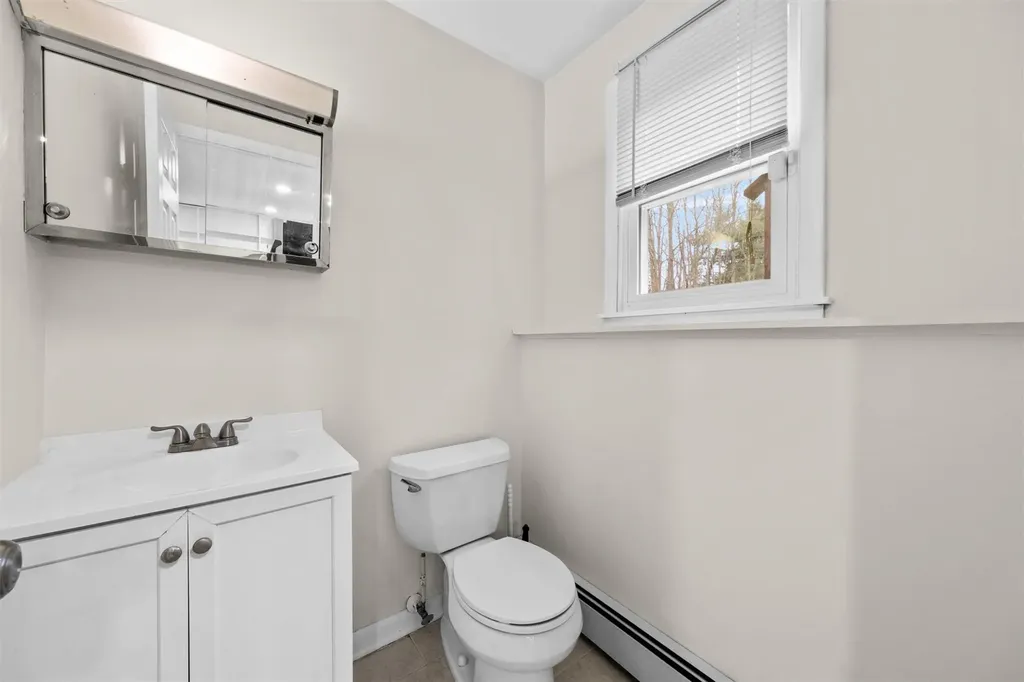 56 Carriage Hill Lane Poughkeepsie NY 12603