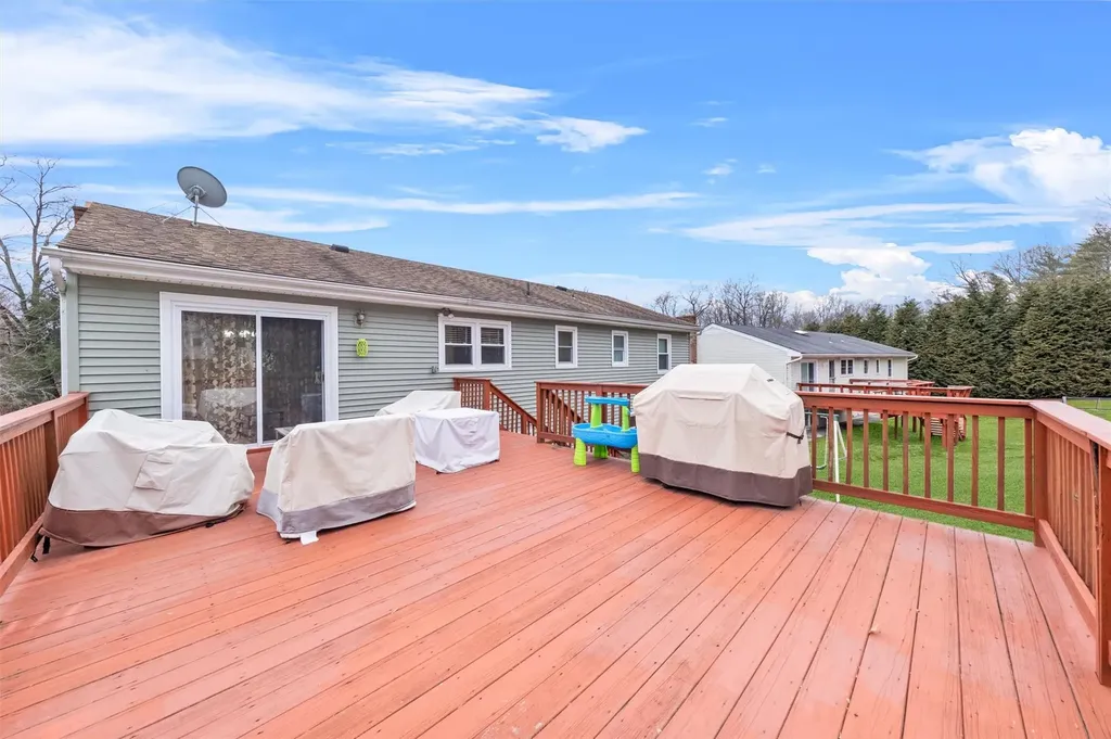 56 Carriage Hill Lane Poughkeepsie NY 12603