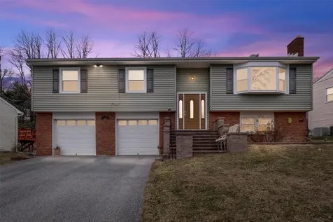 56 Carriage Hill Lane Poughkeepsie NY 12603