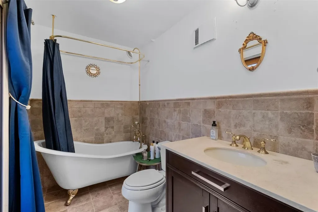 10 W Curry Road Mahopac NY 10541