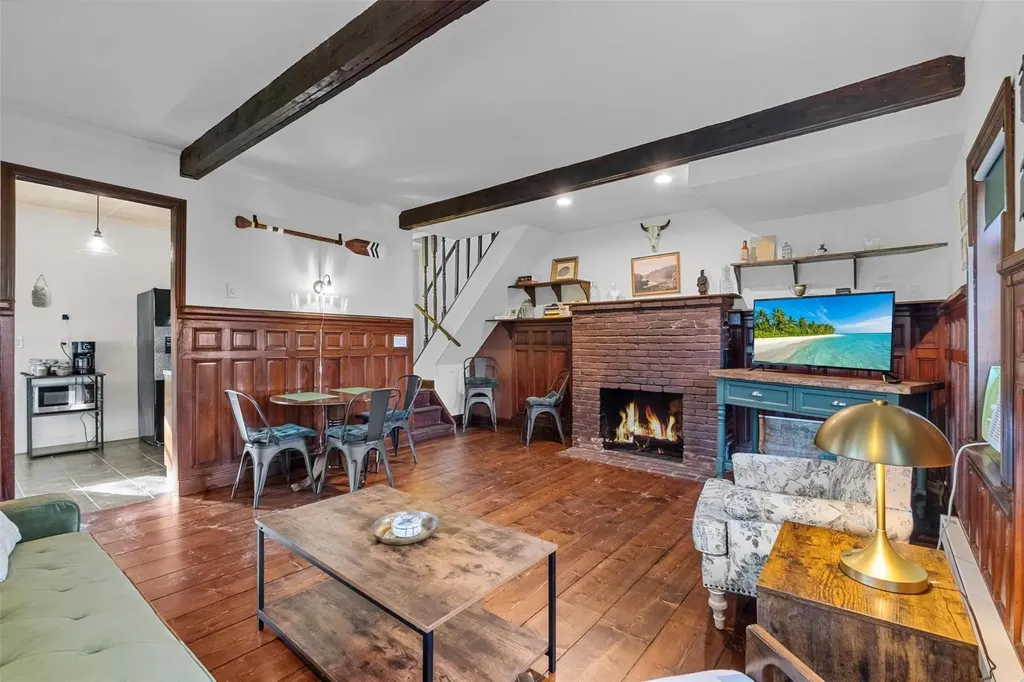 10 W Curry Road Mahopac NY 10541
