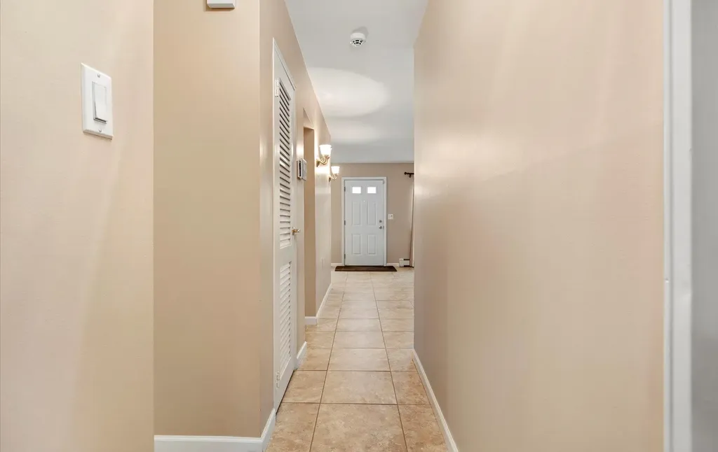 3680 Illona Lane Oceanside NY 11572