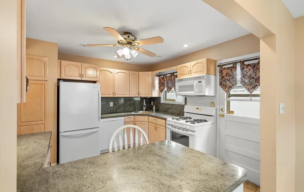 3680 Illona Lane Oceanside NY 11572