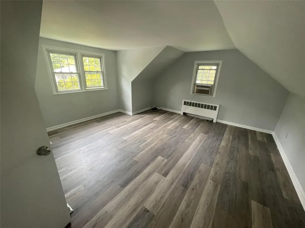 281 Maple Avenue Smithtown NY 11787