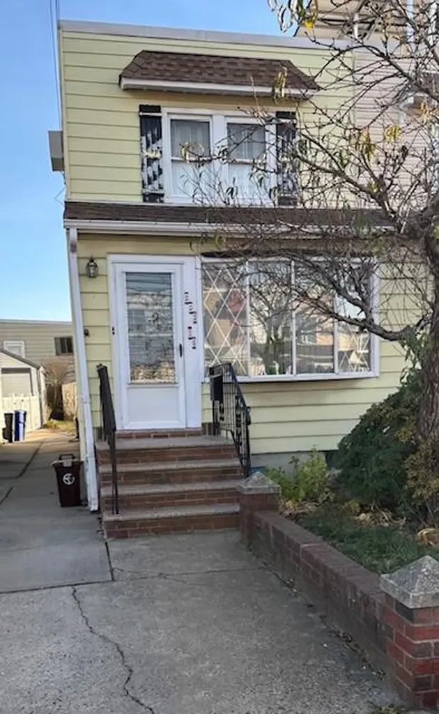 20316 33rd Avenue Bayside NY 11361