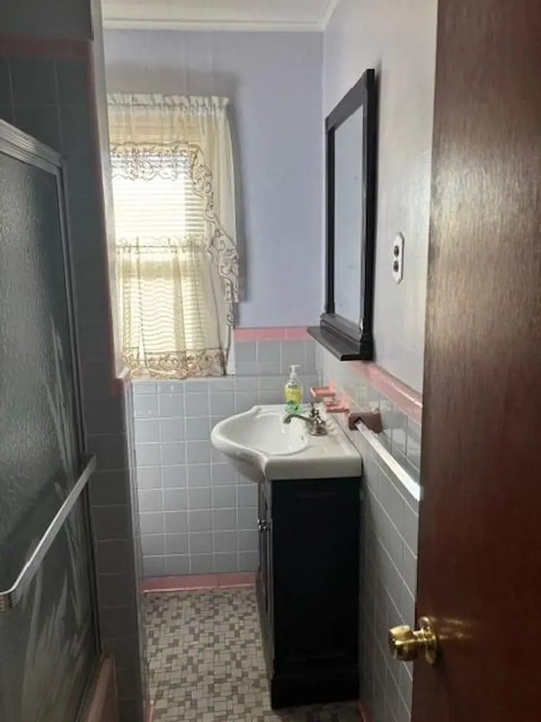 20316 33rd Avenue Bayside NY 11361