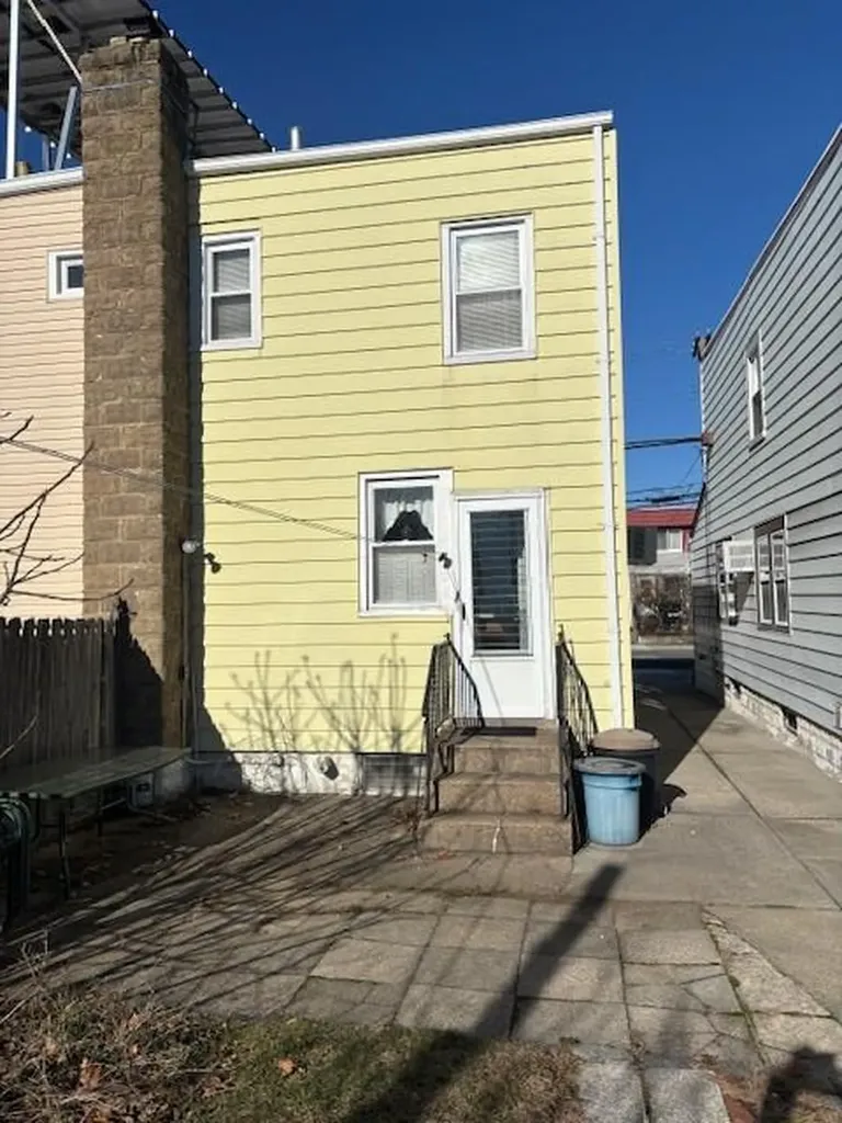 20316 33rd Avenue Bayside NY 11361