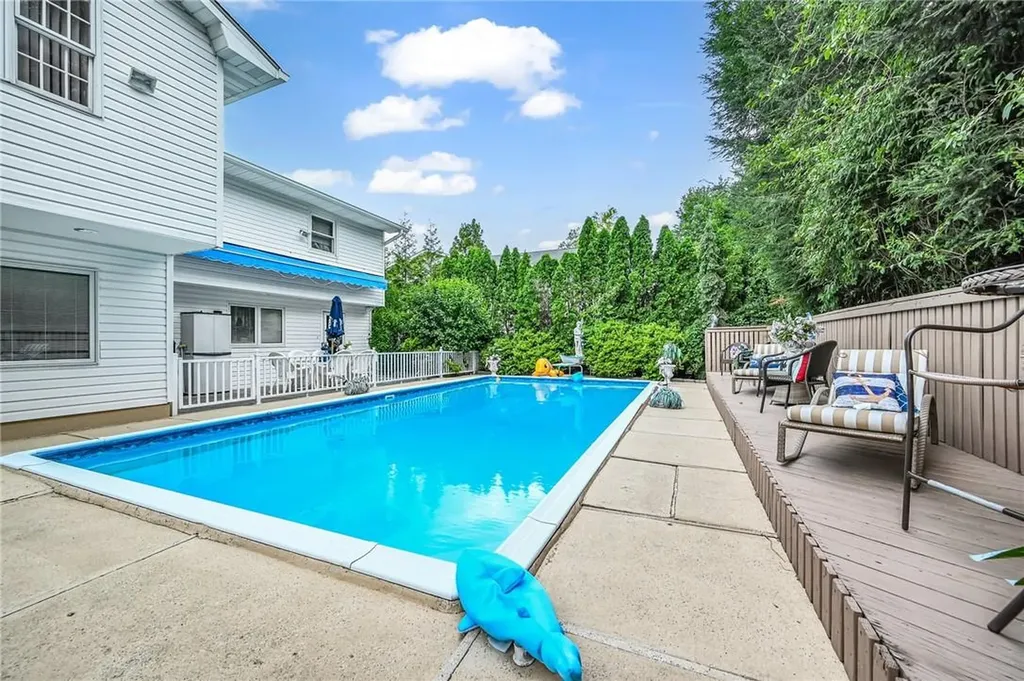 24 Lancaster Drive Suffern NY 10901