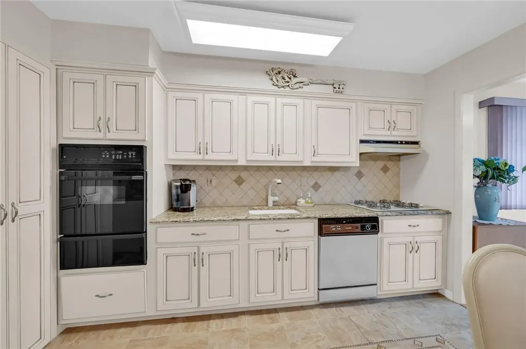 24 Lancaster Drive Suffern NY 10901
