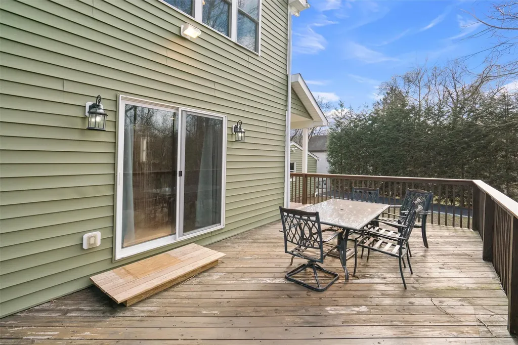 77 Suffern Lane Thiells NY 10984