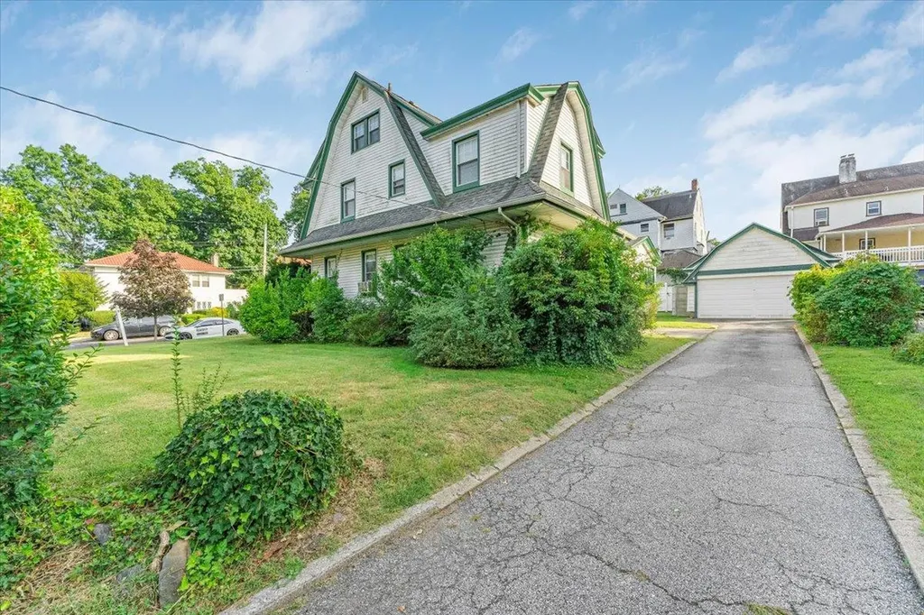 332 Hawthorne Terrace Mount Vernon NY 10552