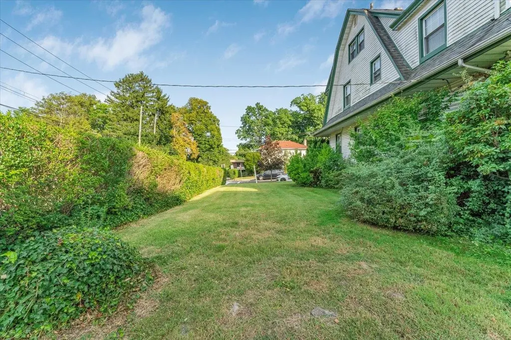 332 Hawthorne Terrace Mount Vernon NY 10552