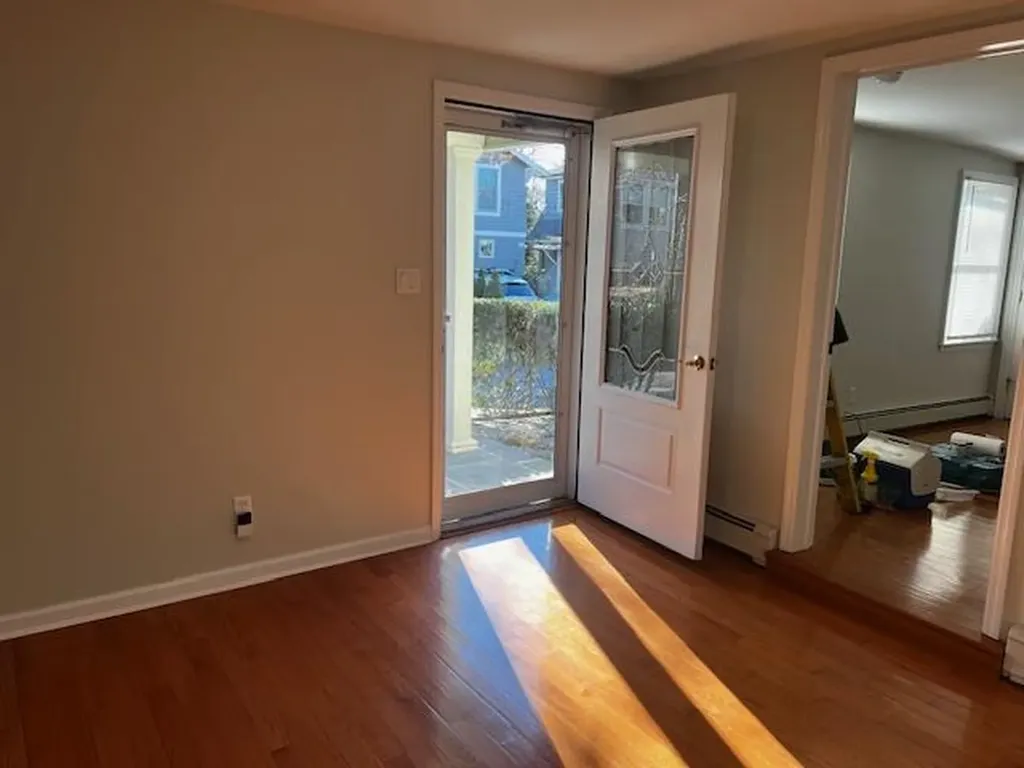 106 14th Avenue Sea Cliff NY 11579