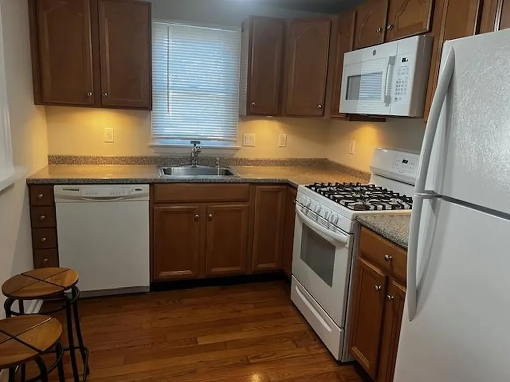 106 14th Avenue Sea Cliff NY 11579