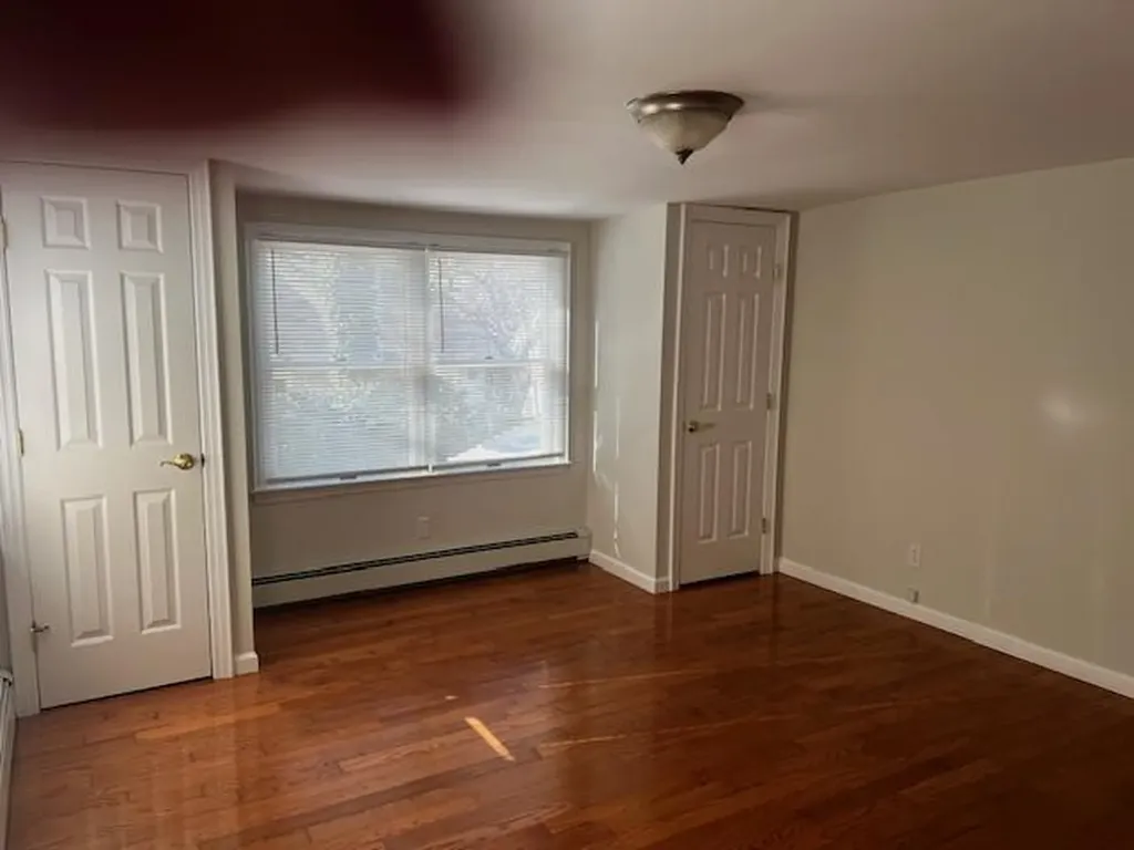 106 14th Avenue Sea Cliff NY 11579