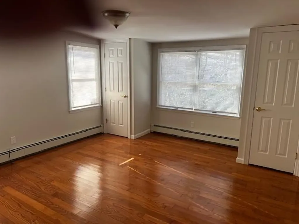 106 14th Avenue Sea Cliff NY 11579