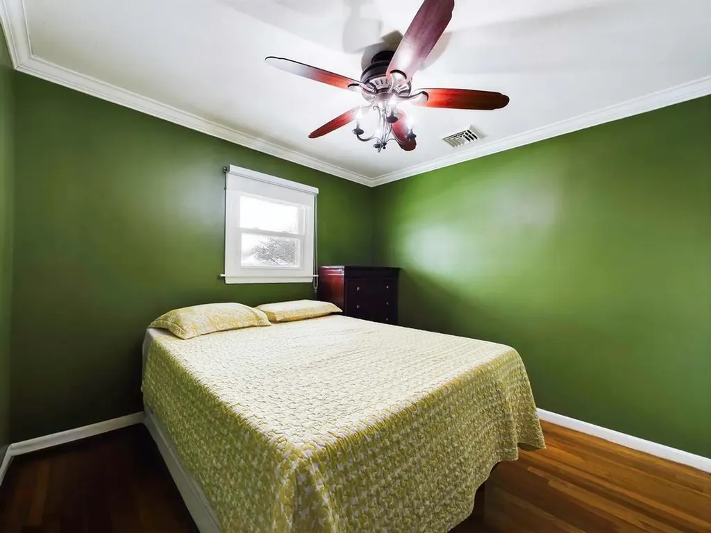 6 Evers Street Hicksville NY 11801