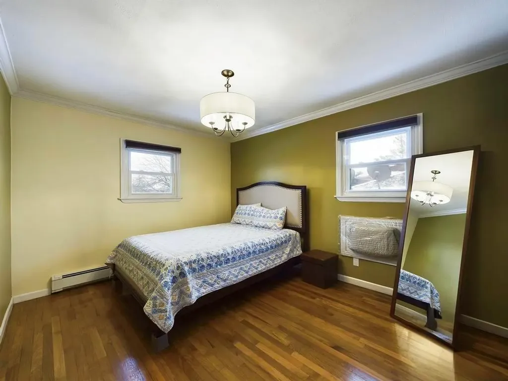 6 Evers Street Hicksville NY 11801