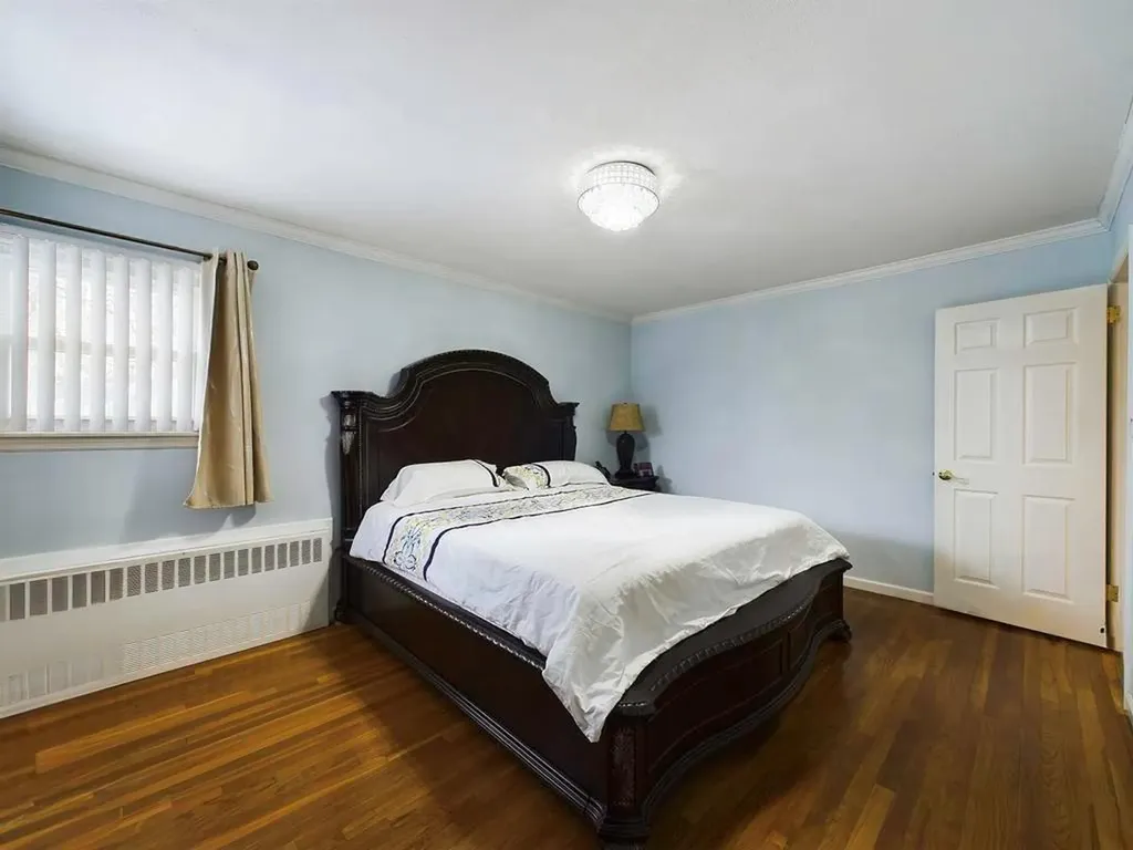 6 Evers Street Hicksville NY 11801