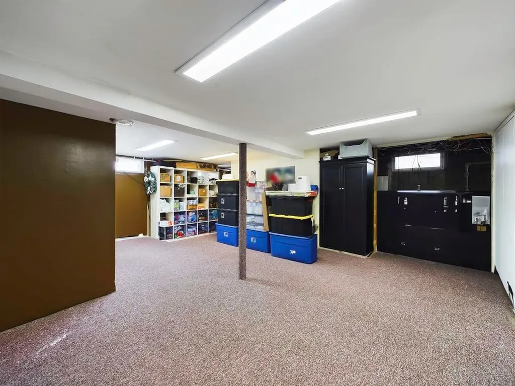 6 Evers Street Hicksville NY 11801