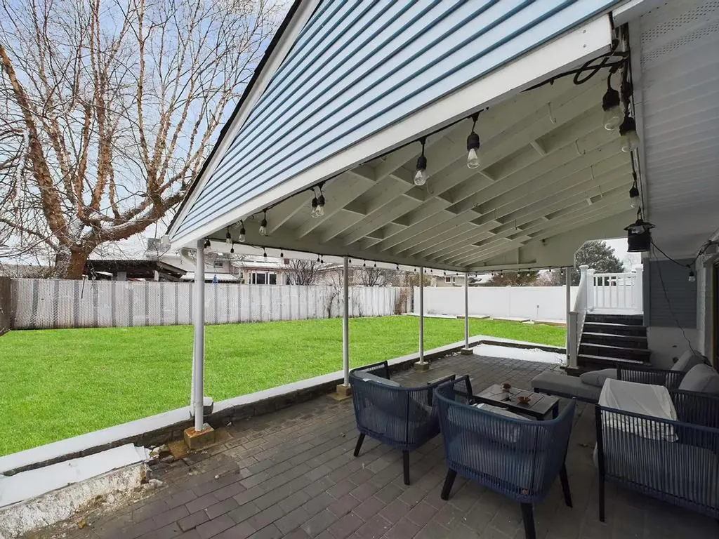 6 Evers Street Hicksville NY 11801