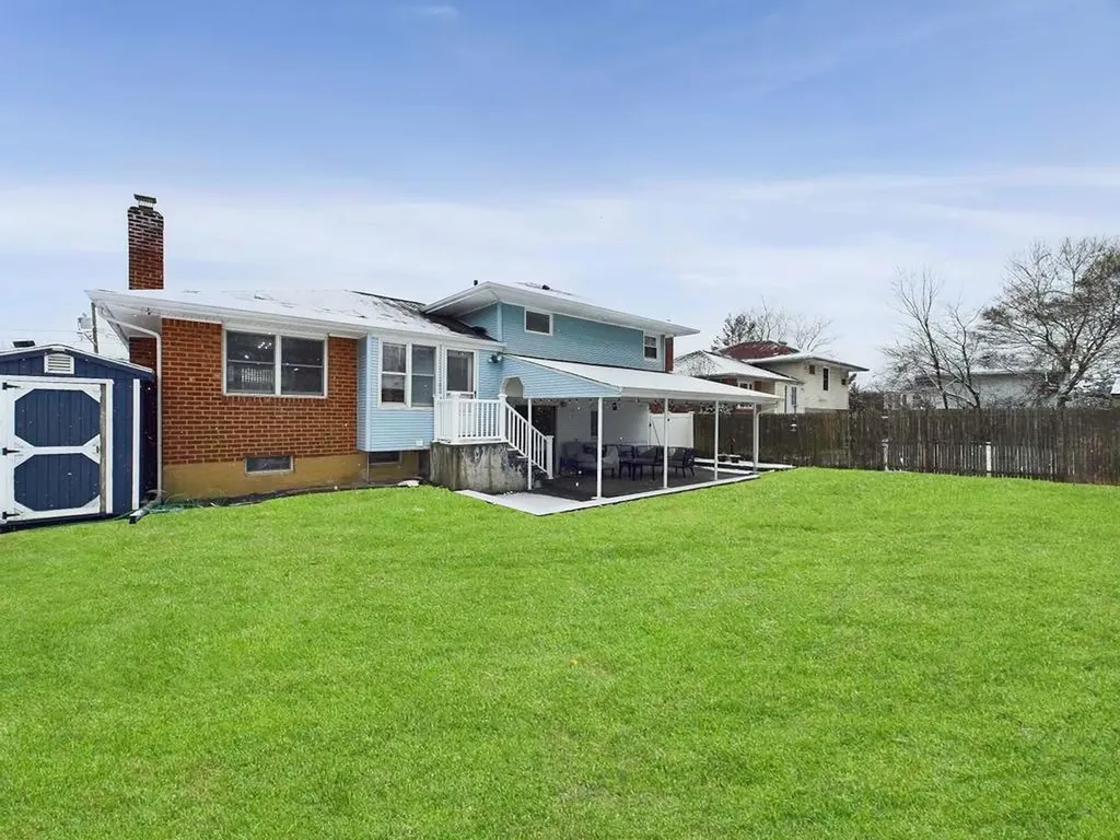 6 Evers Street Hicksville NY 11801